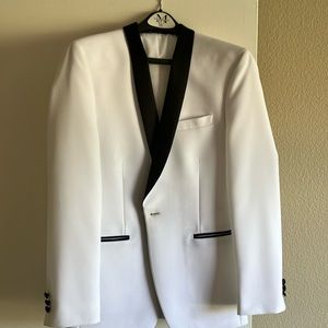 Men’s White Shawl Collar Dinner Jacket